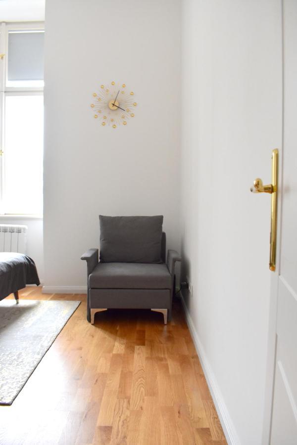 Lovely Apartment In Center Prague Exterior photo